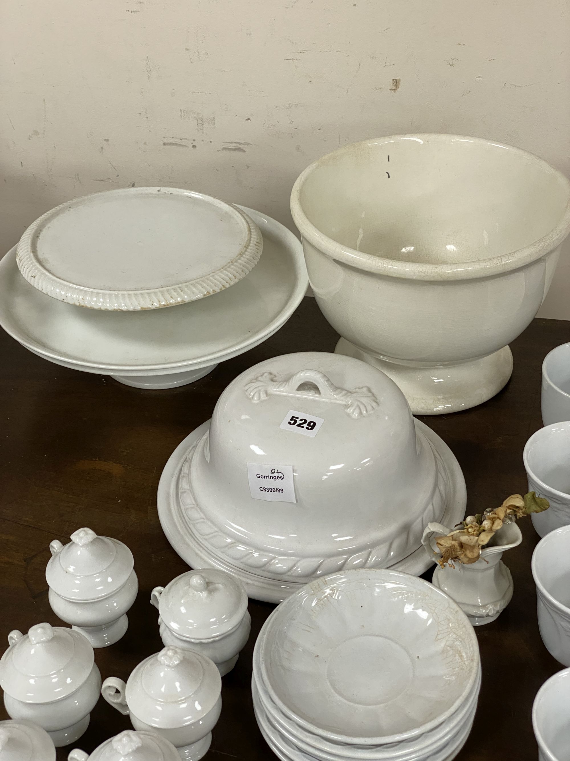 A mixed quantity of white glazed porcelain